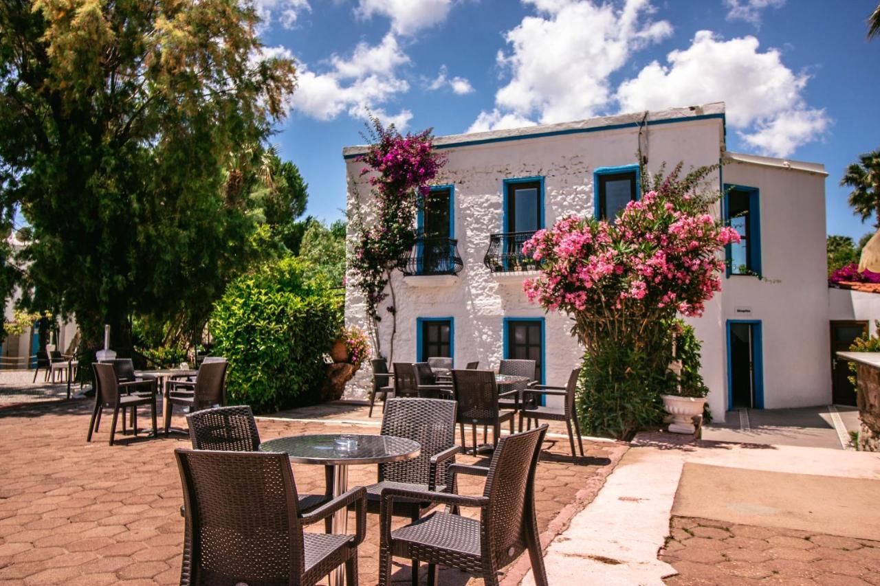 Club Muskebi Hotel Bodrum Luaran gambar