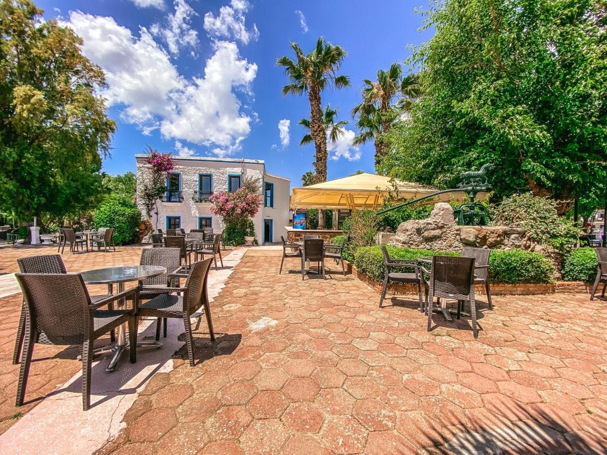 Club Muskebi Hotel Bodrum Luaran gambar