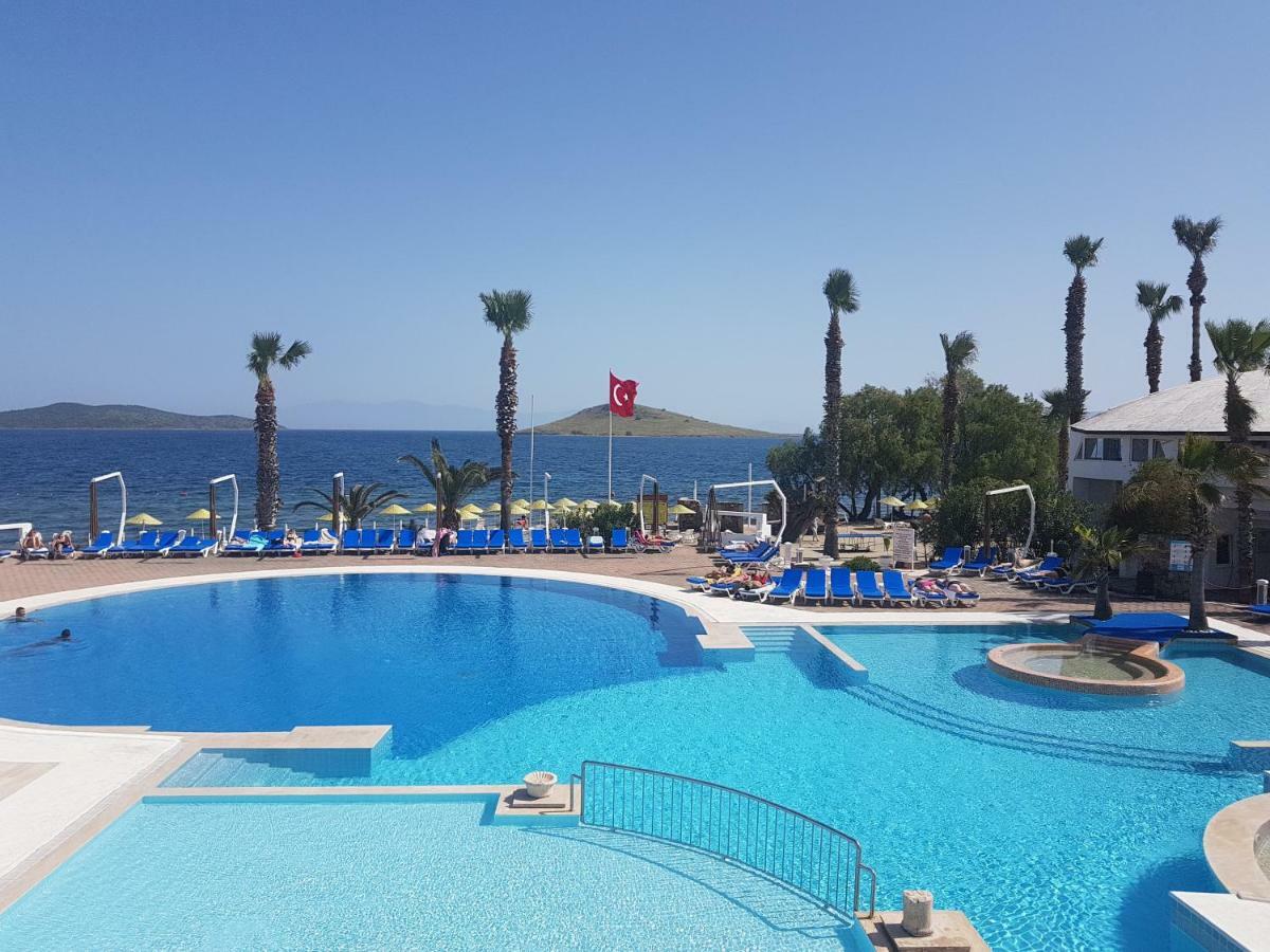 Club Muskebi Hotel Bodrum Luaran gambar